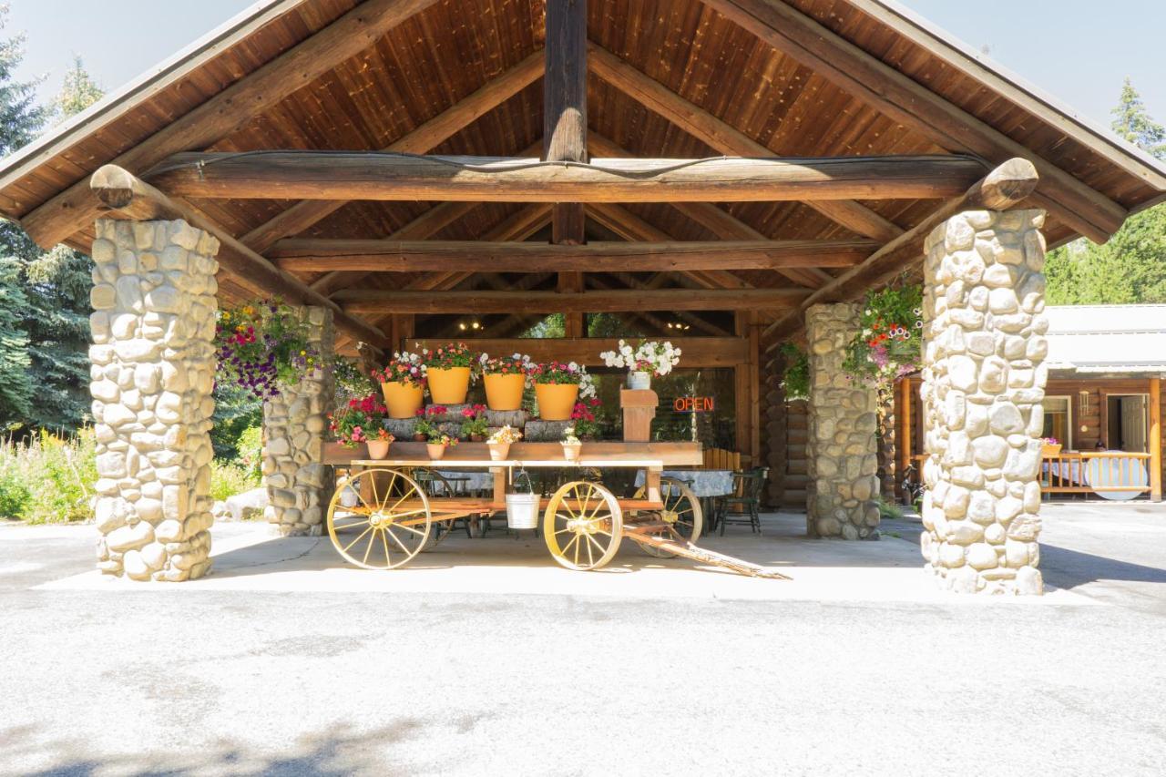 Log Inn Bonners Ferry Exterior photo
